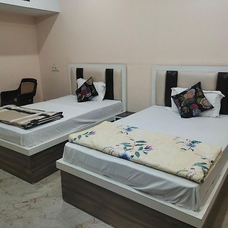 אגרה The Orchid Villa Homestay - Walkable Distance From Taj Mahal מראה חיצוני תמונה