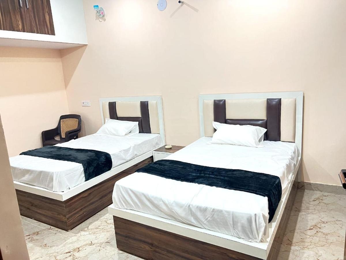 אגרה The Orchid Villa Homestay - Walkable Distance From Taj Mahal מראה חיצוני תמונה