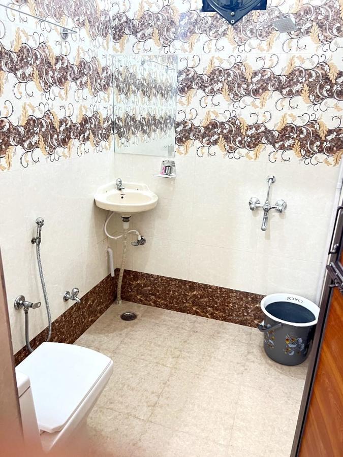 אגרה The Orchid Villa Homestay - Walkable Distance From Taj Mahal מראה חיצוני תמונה