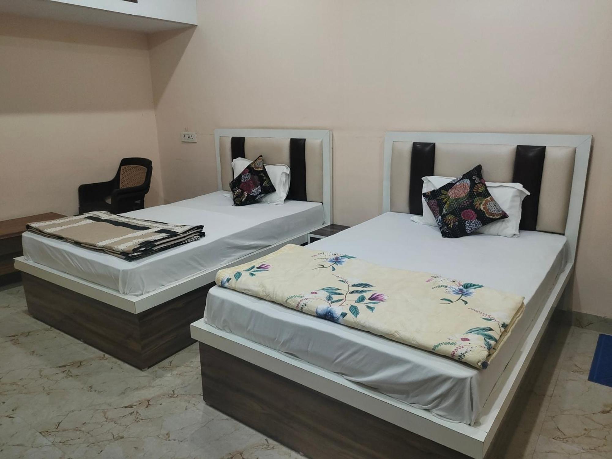 אגרה The Orchid Villa Homestay - Walkable Distance From Taj Mahal מראה חיצוני תמונה